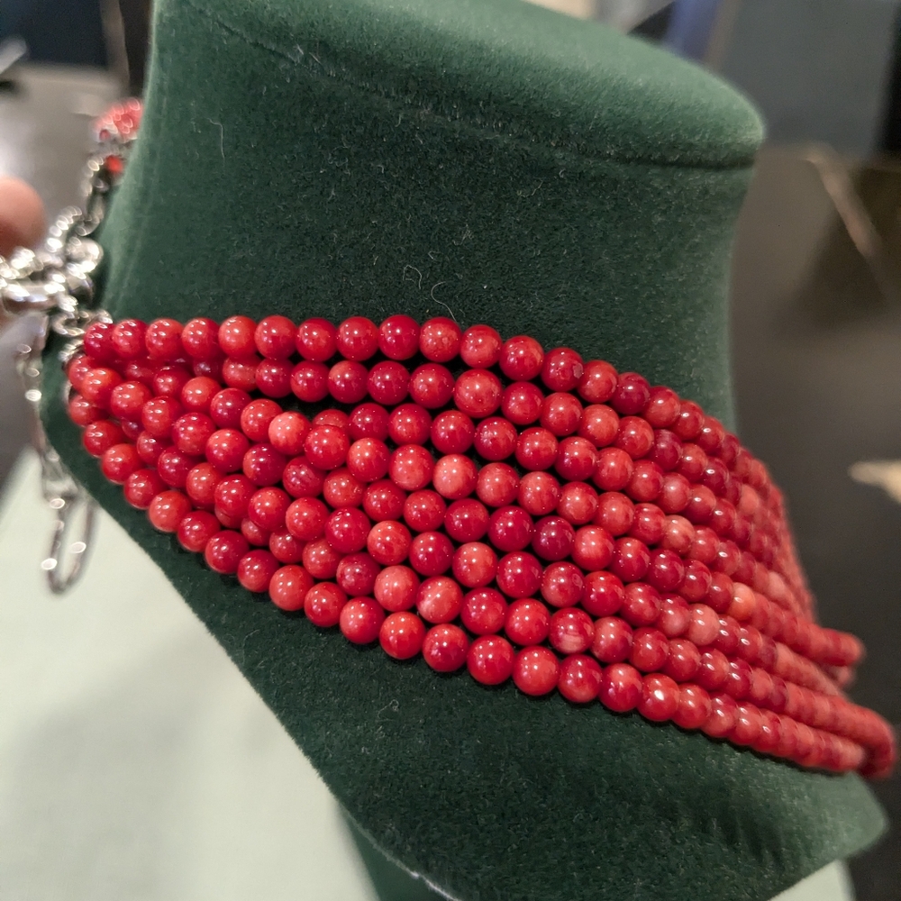 Genuine Coral Beaded Necklace - Picture 6 of 13
